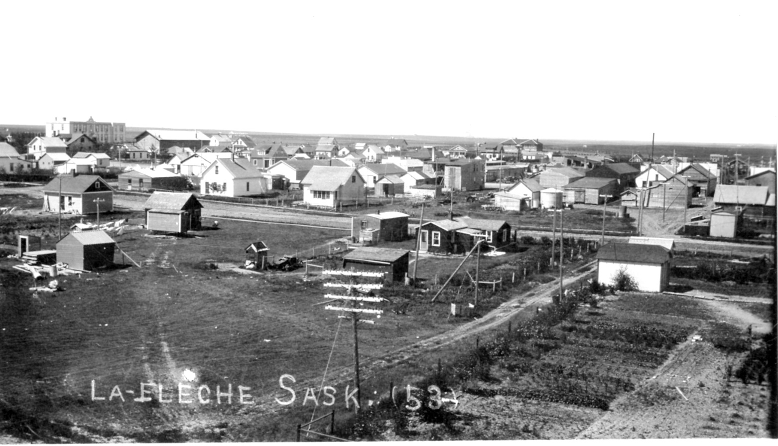 Photograohs and history of La Fleche